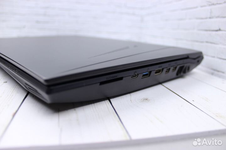 Игровой Ноутбук I5 10400, RTX 3070M 8GB, 8GB, 500G