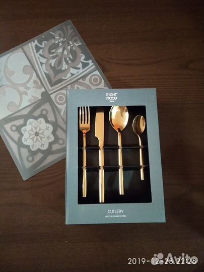 Набор столовых ножей