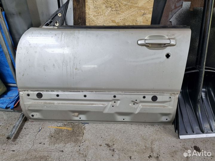 Subaru forester sf5 дверь передняя левая