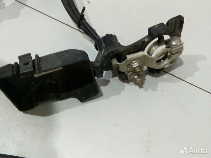 Клемма плюсовая Солярис, Киа Рио 3, Solaris, Rio