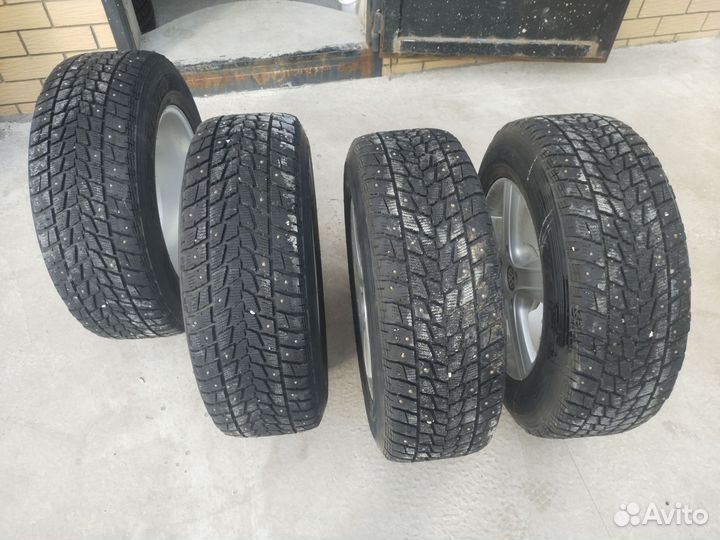 Toyo Open Country A/T 235/65 R17 110