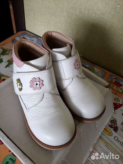 Ортопедические ботинки для девочки натур кожанные