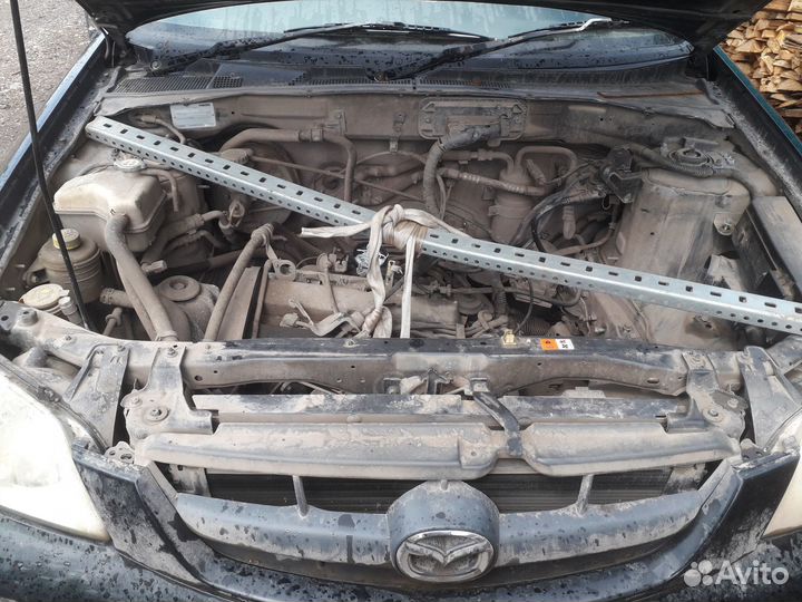 Мазда Требьют в полный разбор