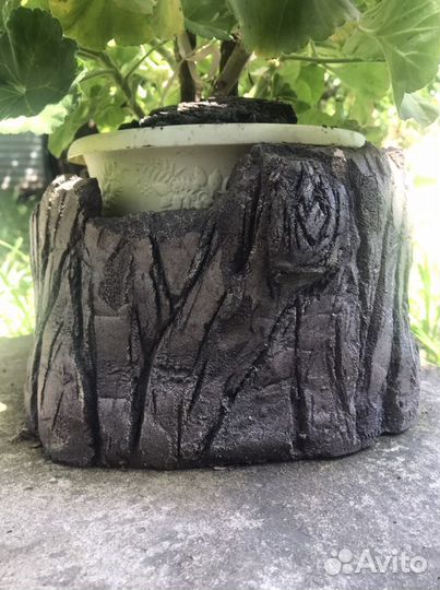 Кашпо для цветов из бетона