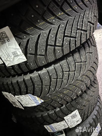 Michelin X-Ice North 4 215/50 R17 95T