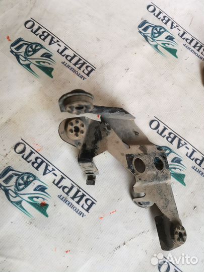 Кронштейн блока ABS (насос) Renault Megane III (20