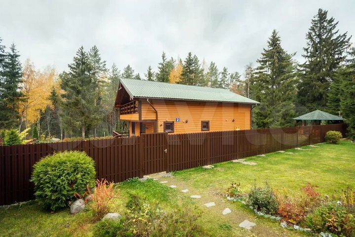 Дом 216 м² на участке 15 сот.