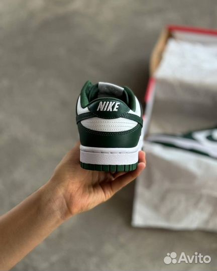 Nike Dunk Low ‘Varsity Green Michigan State’