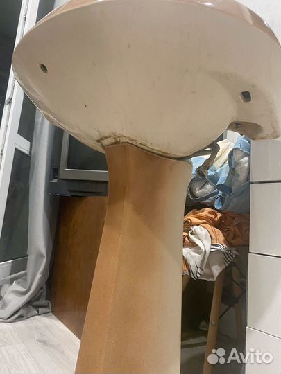 Раковина с тумбой