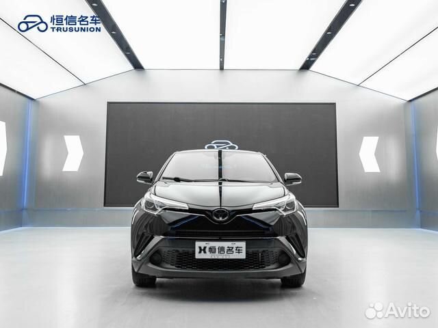 Toyota C-HR 2.0 CVT, 2021, 32 000 км