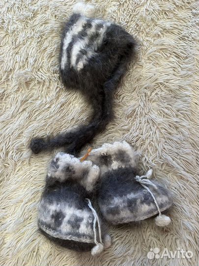 Вязаные носочки/шапочка