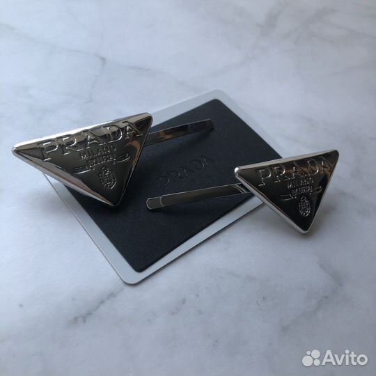 Серебряные невидимки Prada, комплект