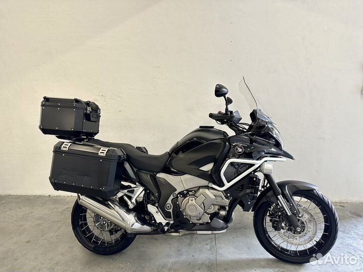 Honda VFR1200XD 2013г. Из Европы