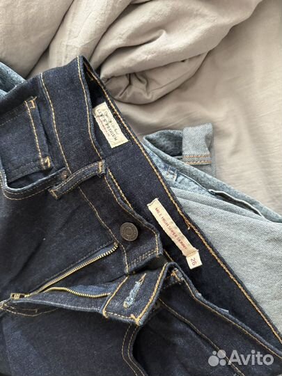 Джинсы женские разные
