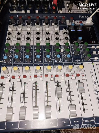 Микшерный пульт новый