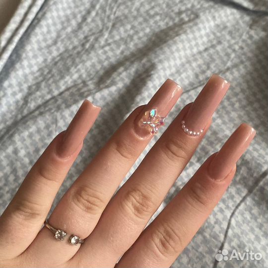 Маникюр на дому