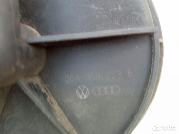 Насос вторичного воздуха 1.6 MPI BSE, BGU, BFQ