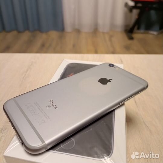 iPhone 6S, 32 ГБ