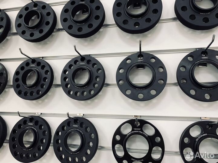 Облегченные колесные проставки на все автомобили