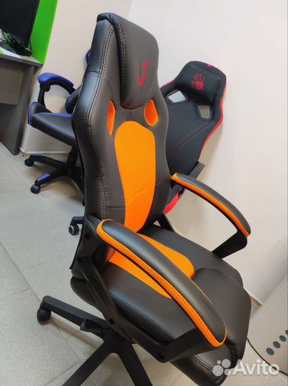 Игровое компьютерное кресло Z-Gaming