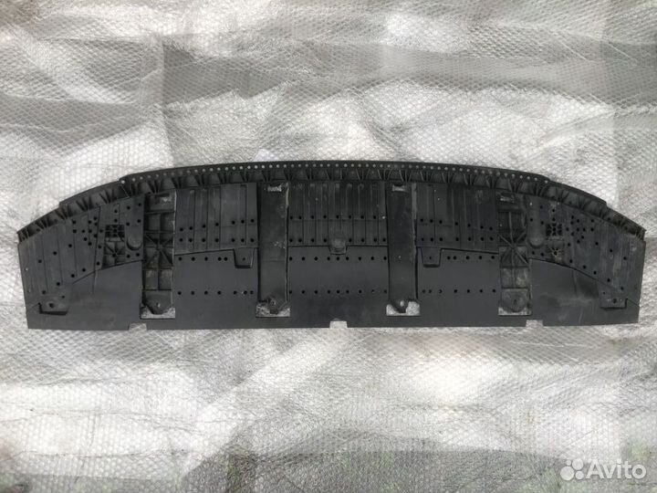 Пыльник бампера передний Audi Q3