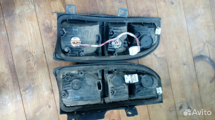 Задние фары на Прадо 95