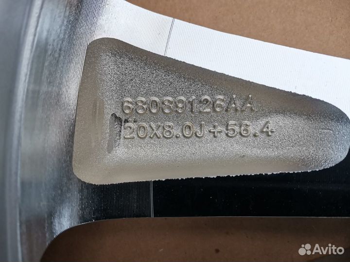 Chrysler jeep Grand Cherokee (WK2) диск 82212334