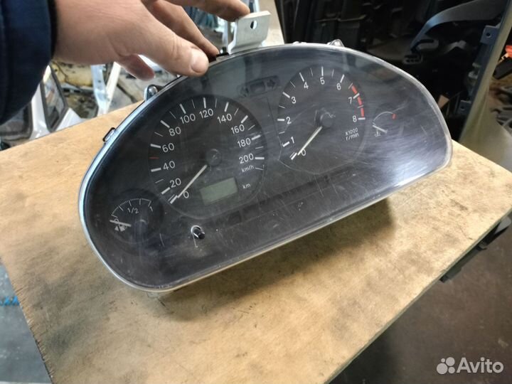 Приборка, приборная панель Mitsubishi Space Star