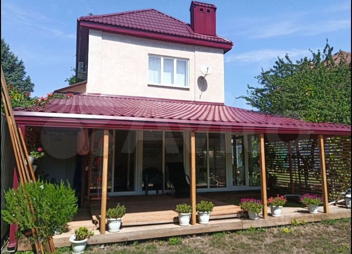 Дом 122 м² на участке 5 сот.