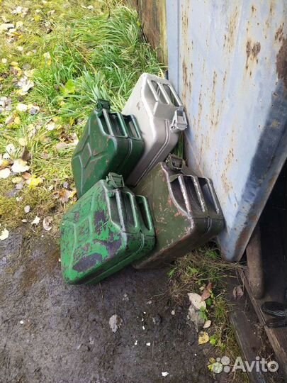 Канистра для бензина 20 л