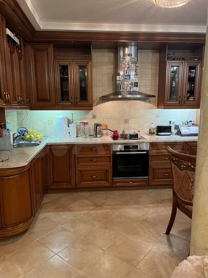 3-к. квартира, 103 м², 5/6 эт.