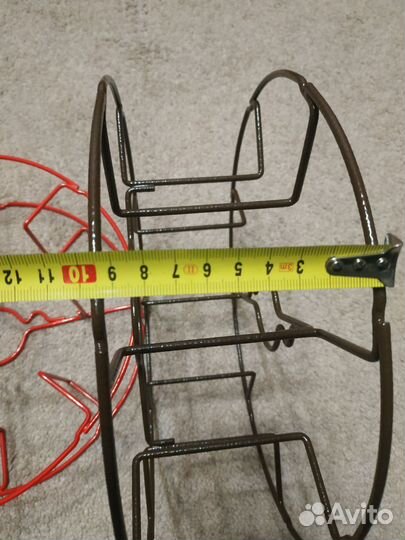 Подставка для цветов металлическая