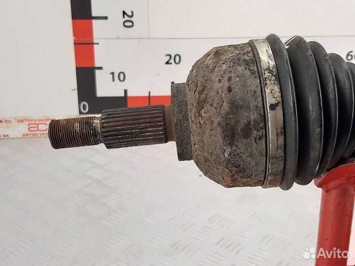 Полуось передняя левая (приводной вал, шрус)