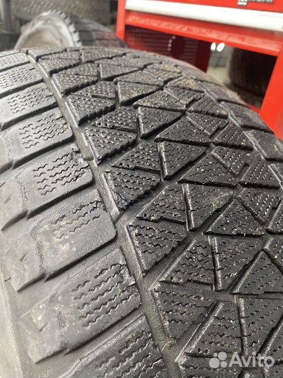 Bridgestone Blizzak DM-V2 255/55 R20