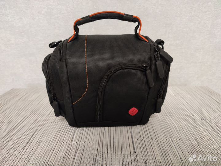 Сумки для фотоаппаратов, видеокамер