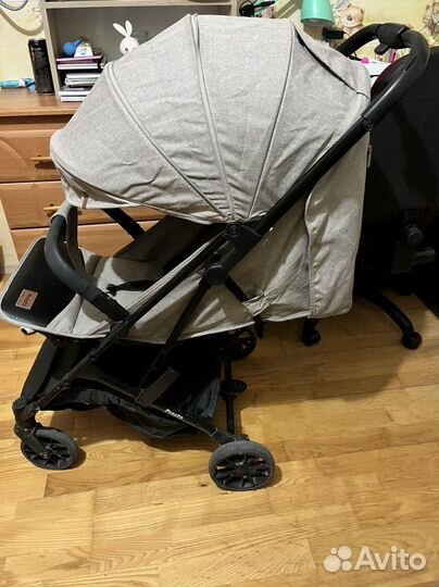 Коляска прогулочная Carrello Presto