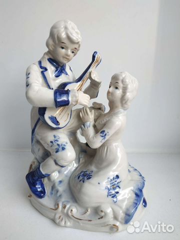 Фарфоровая статуэтка, кобальт, 23 см. Винтаж