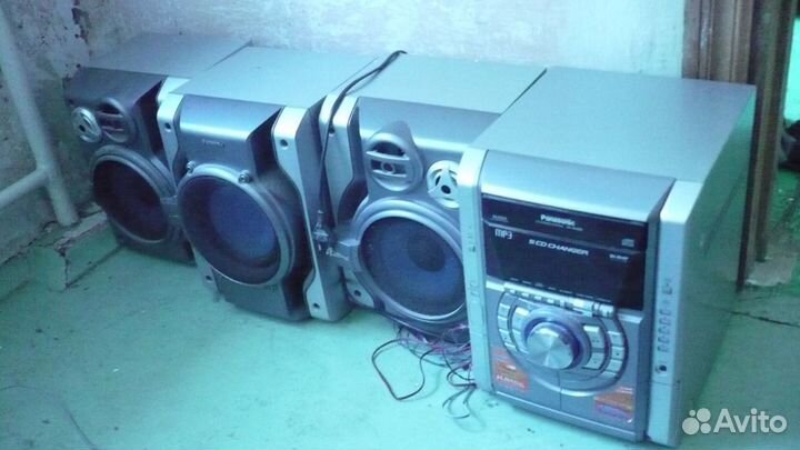 Музыкальный центр