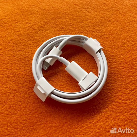 Apple USB-C to Lightning Cable 1m (New)