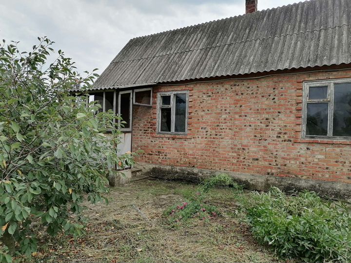 Дом 36 м² на участке 6 сот.