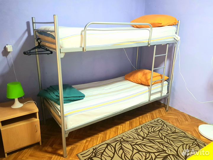 Продам двухярусную кровать