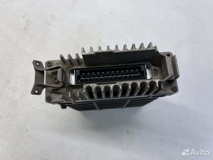 Блок управления двигателем M102 эбу Mercedes W201