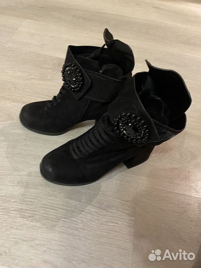 Зимние ботинки