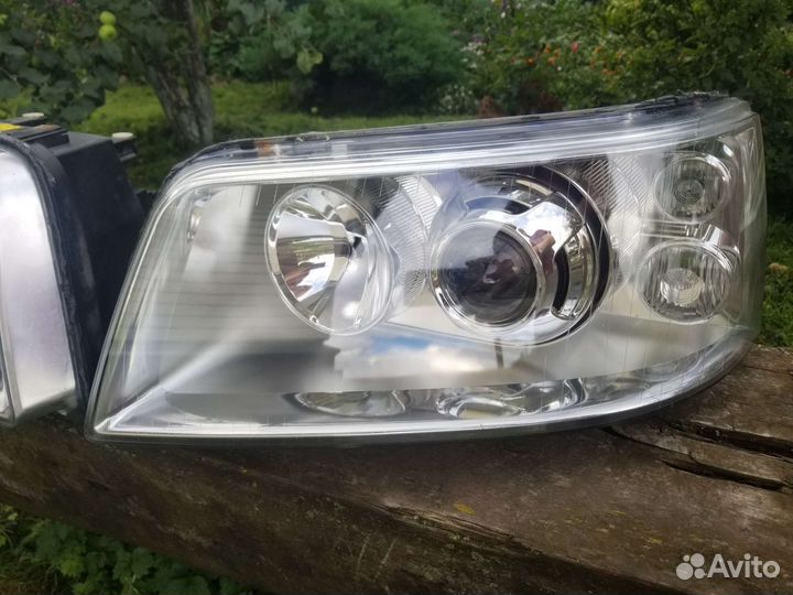 Фары Volkswagen multivan t5 caravelle