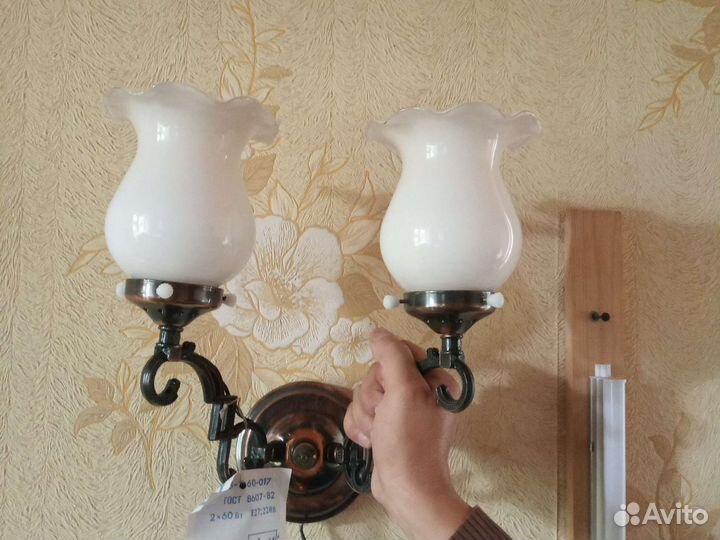 Светильник букет-3 настенный