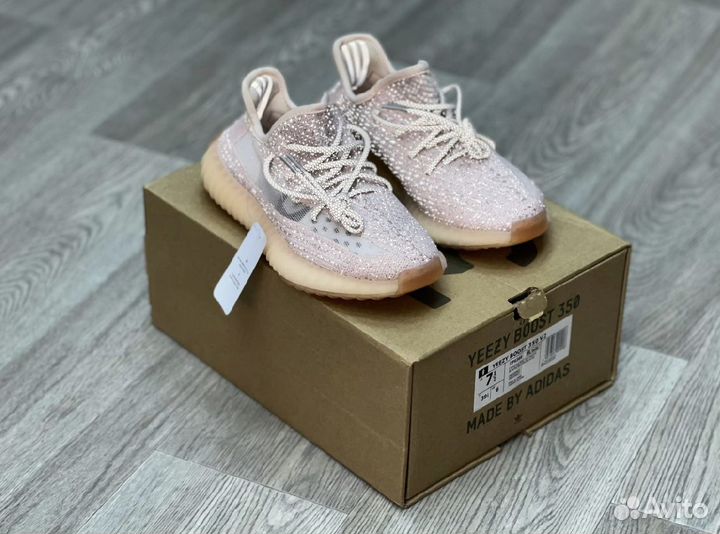 Кроссовки adidas yeezy boost 350 v2 изи бутс изики