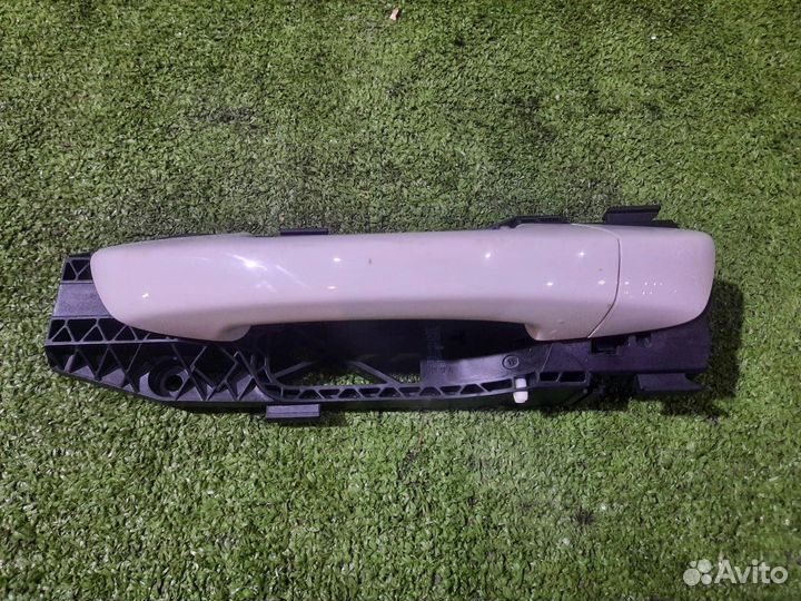 Ручка двери внешняя передняя левая Volkswagen Golf