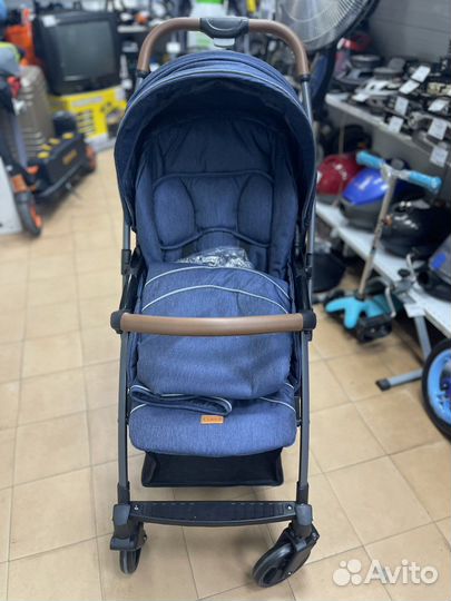 Прогулочная коляска corol