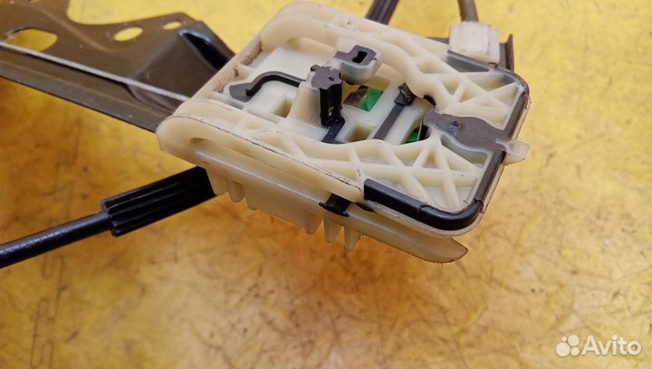 Стеклоподъемник передний правый Focus III