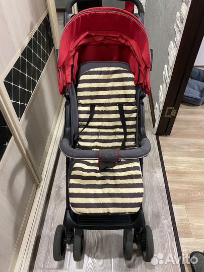 Прогулочная коляска